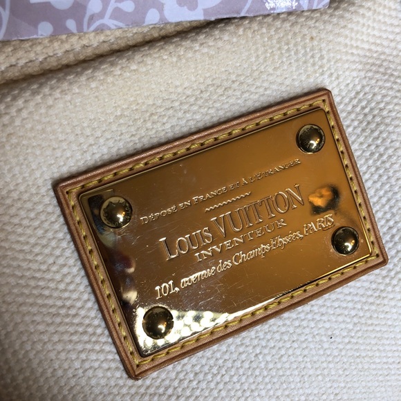 SOLD - Picture 4 of 8